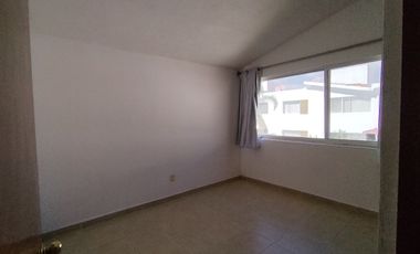Casa en Juriquilla excelente ubicación frente a La Comer
