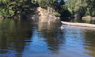 TERRENO CON CASA Y ACCESO AL RÍO EN CHILOÉ