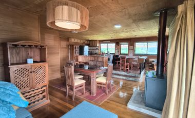 CASA EN PREDIO DE 1,1 HECTÁREAS EN CHONCHI, CHILOÉ