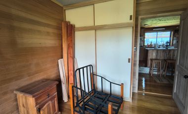 CASA EN PREDIO DE 1,1 HECTÁREAS EN CHONCHI, CHILOÉ