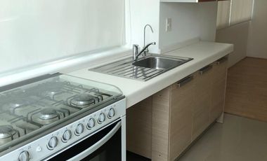 SE RENTA DEPARTAMENTO EN ISOLA SANTA FE, CUAJMALPA