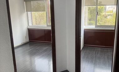 OFICINA EN VENTA  DE 130m2 SOBRE INSURGENTES, COL. NAPOLES