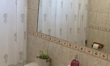 GRAN PARCELA, CON CASA, QUINCHO, PISCINA, Y JARDIN ARMADO