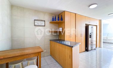 Venta casa 4 dormitorios condominio privado Chacarilla Surco