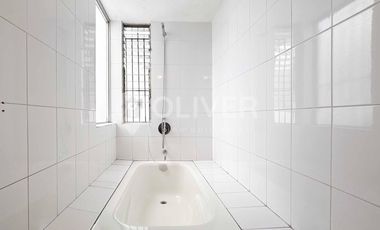 Venta casa 4 dormitorios condominio privado Chacarilla Surco