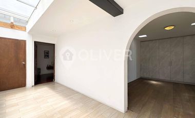 Venta casa 4 dormitorios condominio privado Chacarilla Surco