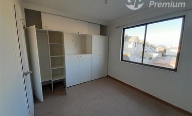 Casa en Arriendo en SCL_CODIGO75253Portugal Sur 920, Condominio Cumbres del Sauce 1