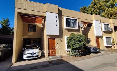 Linda casa en condominio sector centro norte de Talca