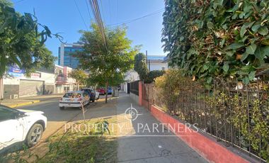 Casa en Arriendo Comercial a 100m del Mall Marina.