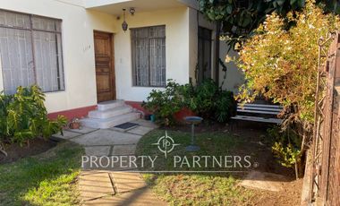 Casa en Arriendo Comercial a 100m del Mall Marina.