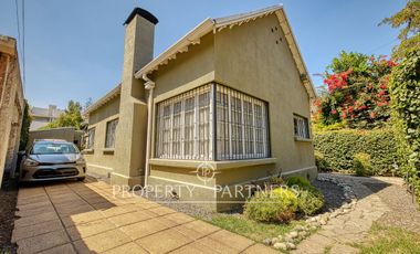 Gran casa familiar en barrio residencial de Ñuñoa