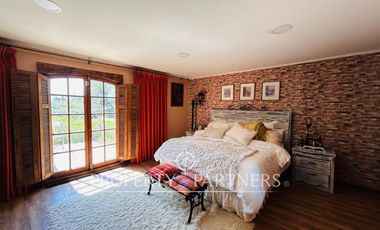 San Fernando, Casa con cabañas en Puente Negro