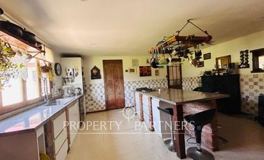 San Fernando, Casa con cabañas en Puente Negro