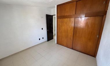 SE RENTA CASA EN SAN LORENZO TEPALTITLAN