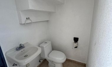 SE RENTA CASA EN SAN LORENZO TEPALTITLAN