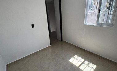 SE RENTA CASA EN SAN LORENZO TEPALTITLAN
