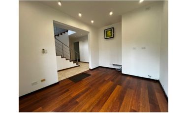 Amplia Residencia en Clayton Cerca de Ciudad del Saber y Colegios Internacionales