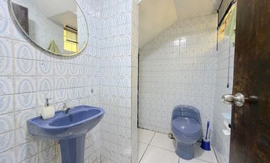 VENTA DE HERMOSA CASA FRENTE A UN PARQUE EN SURCO