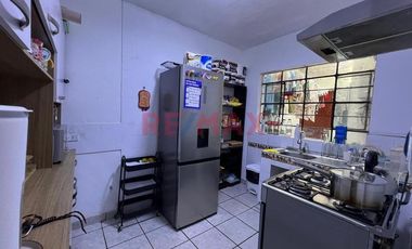 Inversión Con Doble Rentabilidad: Primer Piso Con 2 Departamentos En Zárate - Sjl