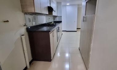 Apartamento remodelado de 98 m² con balcón