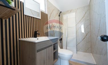 REMODELADA 97Mts2/150 Mts2 G. Alderete/Colombia