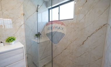 REMODELADA 97Mts2/150 Mts2 G. Alderete/Colombia