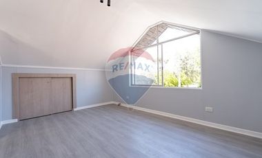 REMODELADA 97Mts2/150 Mts2 G. Alderete/Colombia