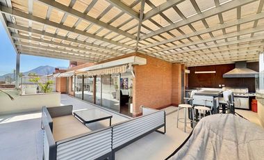 ARRIENDO Excelente DUPLEX Vitacura 4D 2E