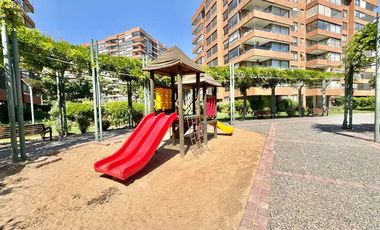 ARRIENDO Excelente DUPLEX Vitacura 4D 2E