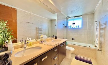 ARRIENDO Excelente DUPLEX Vitacura 4D 2E