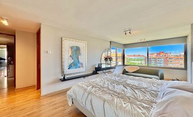 ARRIENDO Excelente DUPLEX Vitacura 4D 2E