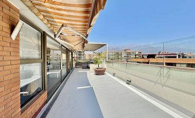 ARRIENDO Excelente DUPLEX Vitacura 4D 2E