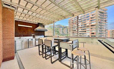 ARRIENDO Excelente DUPLEX Vitacura 4D 2E