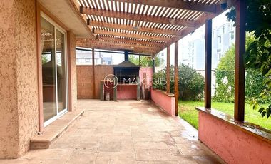 Casa en Arriendo en Bosques de Montemar