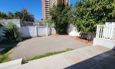 Casa con uso comercial  Metro Villa Frei