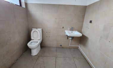 Casa con uso comercial  Metro Villa Frei