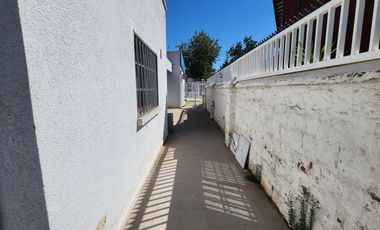 Casa con uso comercial  Metro Villa Frei