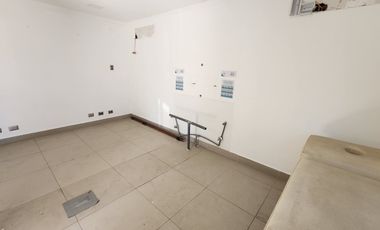 Casa con uso comercial  Metro Villa Frei
