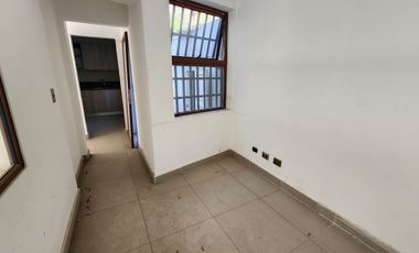 Casa con uso comercial  Metro Villa Frei