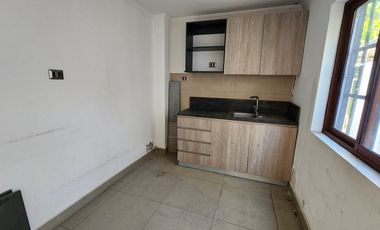 Casa con uso comercial  Metro Villa Frei