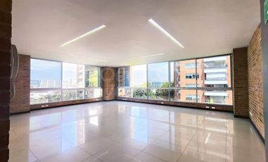 ARRIENDO de OFICINAS en MedellÃ­n