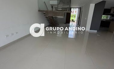 ARRIENDO de CASAS en PIEDECUESTA