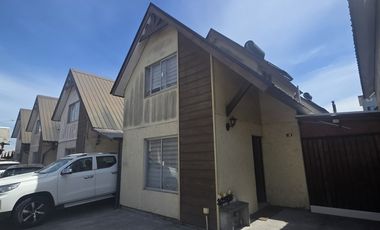 VENDO CASA EN BARRIO LOS FUNDADORES, SAN PEDRO DE LA PAZ