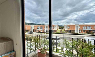 Casa en Renta en Acacia Santa Clara con Amplias Zonas Verdes