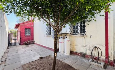 CASA CLÁSICA EN VENTA EN ÑUÑOA, 4 DORMITORIOS 4 BAÑOS