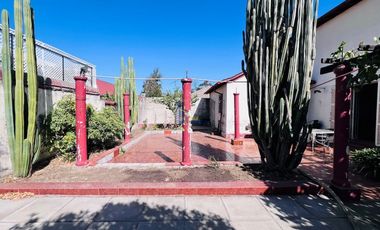 CASA CLÁSICA EN VENTA EN ÑUÑOA, 4 DORMITORIOS 4 BAÑOS