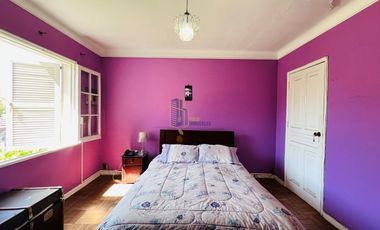 CASA CLÁSICA EN VENTA EN ÑUÑOA, 4 DORMITORIOS 4 BAÑOS