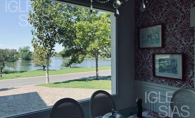 Casa en venta y alquiler, vista al lago en Los Castores, Nordelta