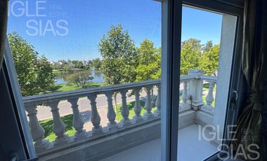 Casa en venta y alquiler, vista al lago en Los Castores, Nordelta