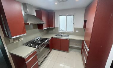 Casa En Renta, El Aguacatal, Santa Catarina, Nuevo León.